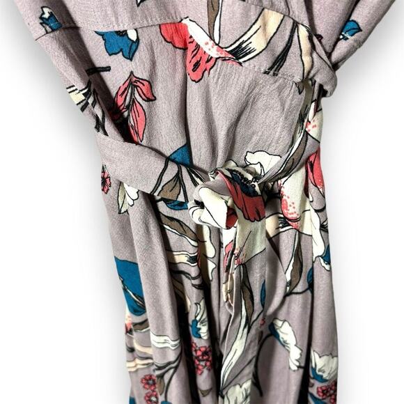 ASTR the Label Floral Midi Wrap Dress - Picture 4 of 7